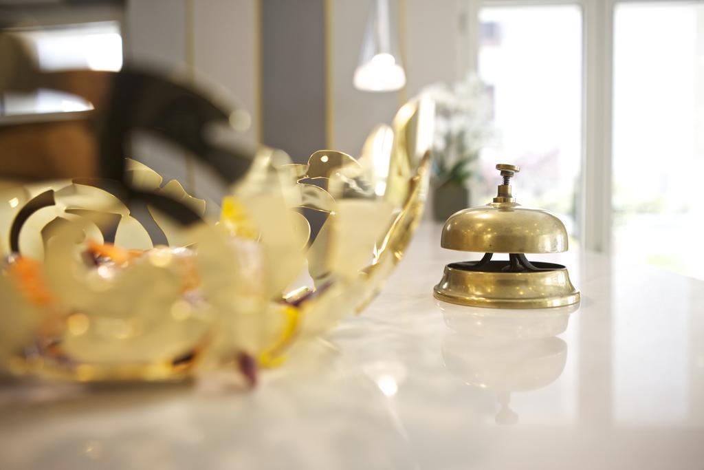 Hotel Al Campanile - Luxury Suites & Apartments Baveno Eksteriør bilde